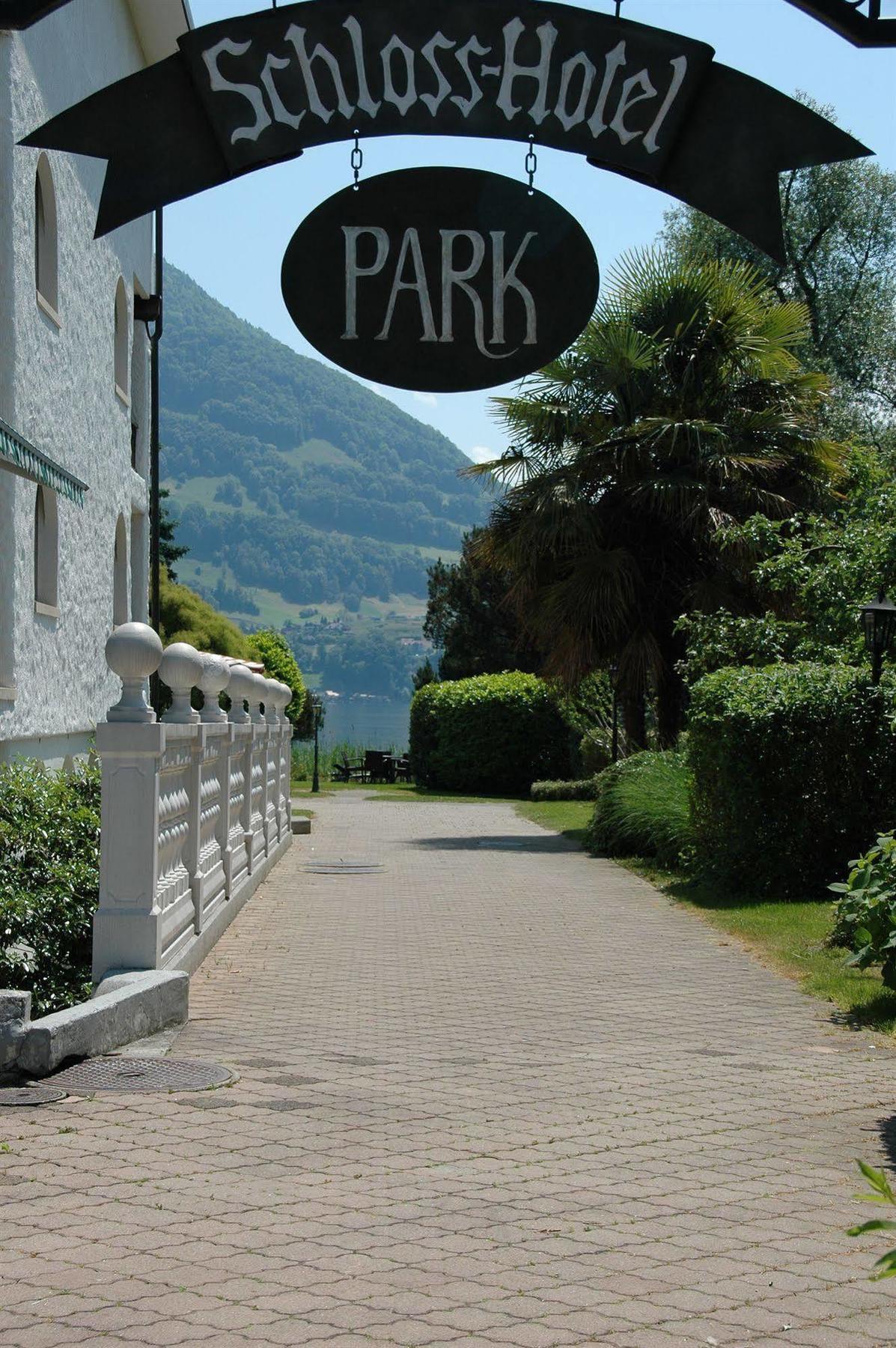 Swiss-Chalet Merlischachen - Romantik Schloss-Hotel Am See Küssnacht Exterior foto